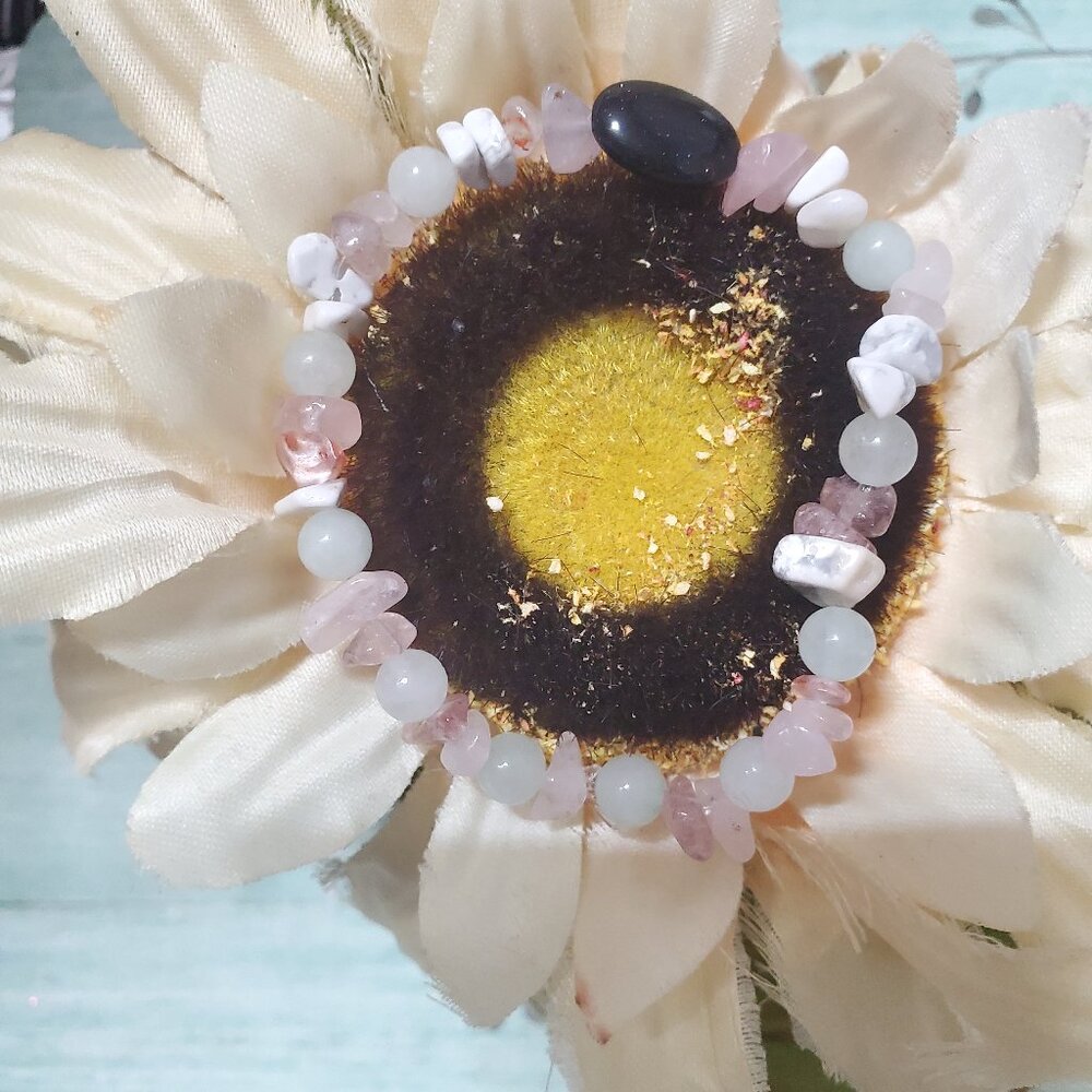 Precious stone bracelet